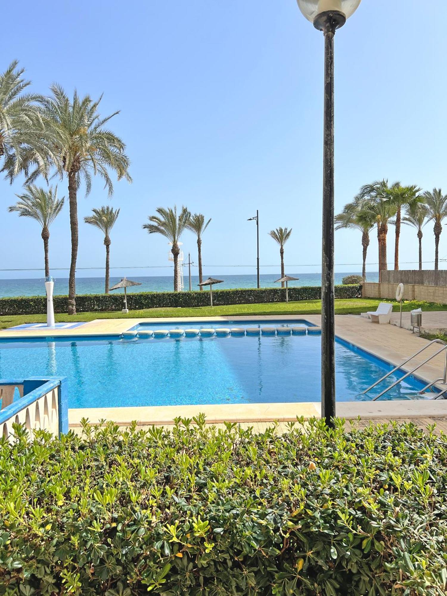Oasis Frente Al Mar. Parking Gratis Apartment El Campello Exterior foto